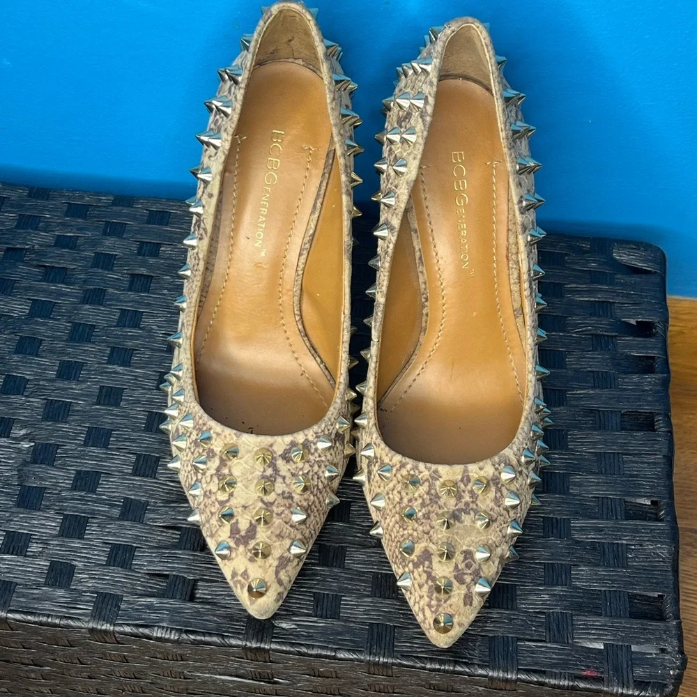 BCBGeneration snake print spiked stilettos size 6M
